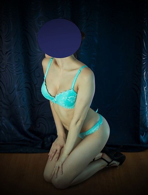 Девушка массажистка Алина, салон Эйфория